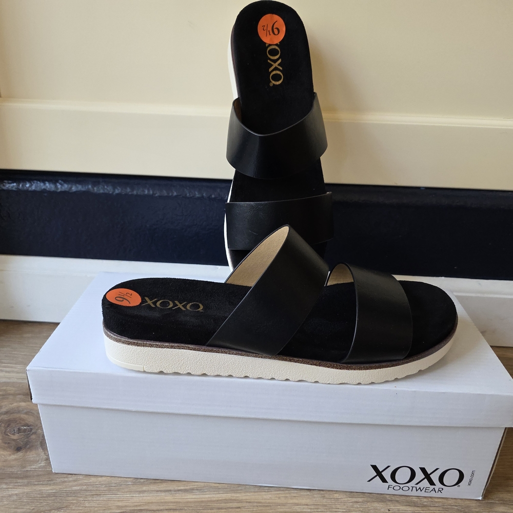 🩴❤️ NEW XOXO Black and Cream Dylanne Slide Sandals ❤️🩴 COMFORT Sz. 9.5